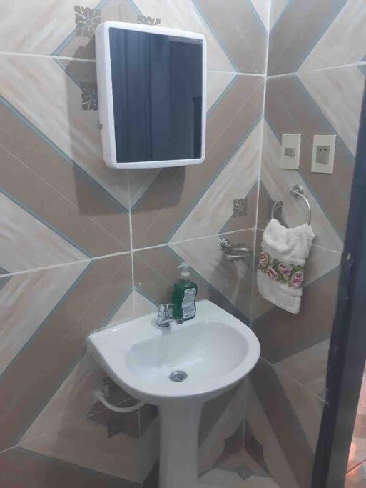 Monoambiente Semi Independiente En Asu-Py Asuncion Bagian luar foto